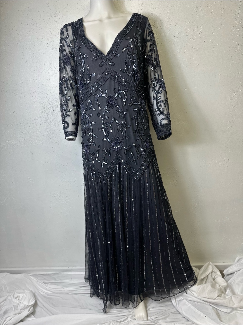 PISARRO NIGHTS Beaded Mesh Column Women’s Dress/Gown size 18W Black
